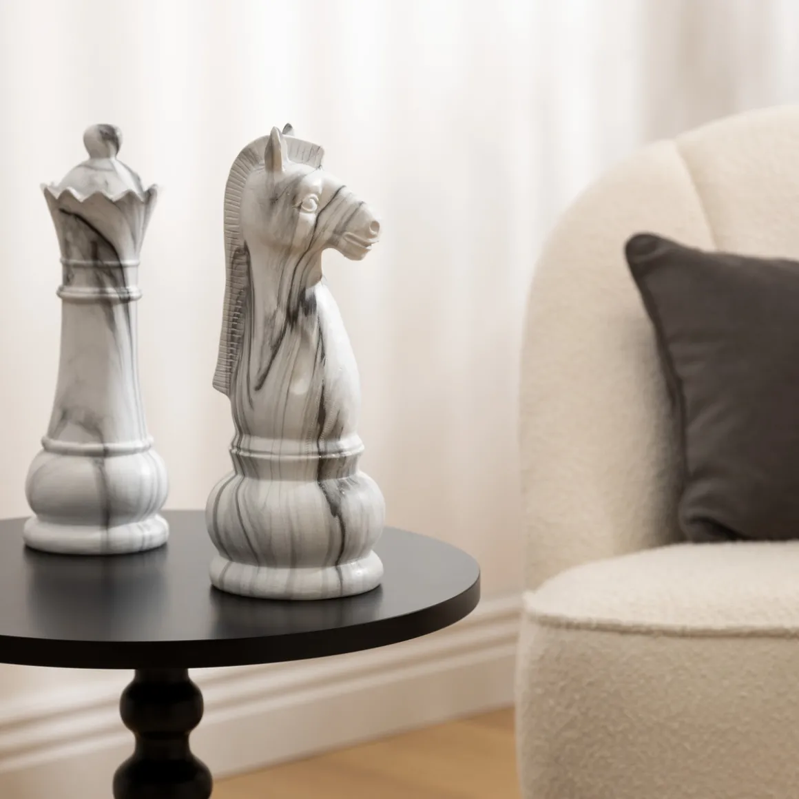 Déco à poser pièces d'échec "Olen"