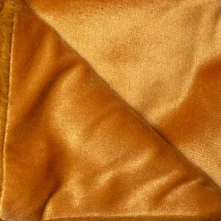 Plaid fausse fourrure